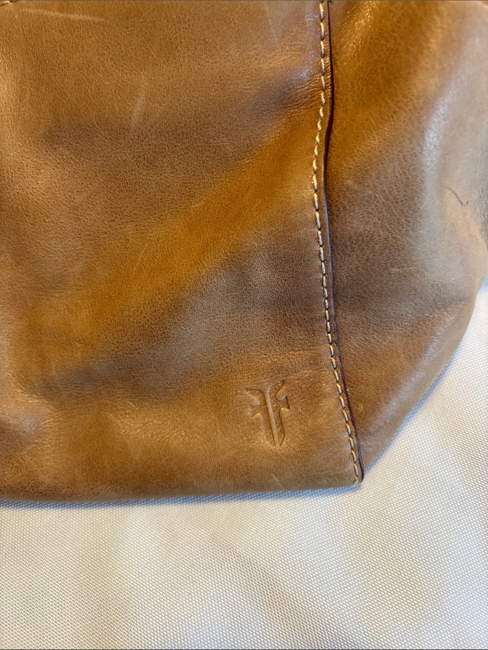 Classic Tan Leather Frye Shoulder Bag - Picture 14 of 14
